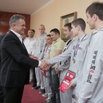 Владимир Плахотнюк сегодня лично поздравил молодых молдавских бойцов по К-1 среди любителей