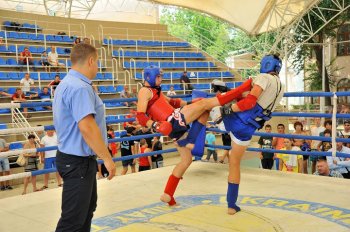 Бойцы Thai Boxing Club не спешат на отдых
