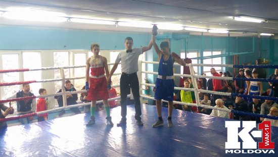 16-17 марта в одном из залов Легкоатлетического Манежа прошел Чемпионат муниципия Кишинев по боксу в котором приняли участие и бойцы WAK-1F RM.